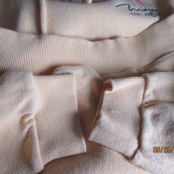 VTG. MIRAGE HOTEL CASINO LAS VEGAS HENLEY SWEATER-YELLOW-MEN'S-L.  EUC - Picture 5 of 5